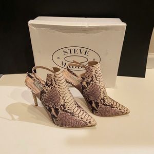 Steve Madden Daily Leather Shooties Natural Snake